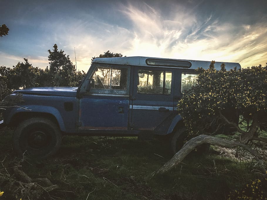 isle of man, adventure, decay, old, retro, car, vehicle, land rover, HD wallpaper