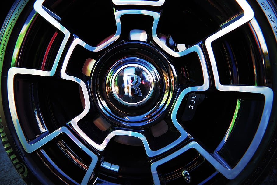 close up photography of vehicle wheel, machine, tire, electronics, HD wallpaper