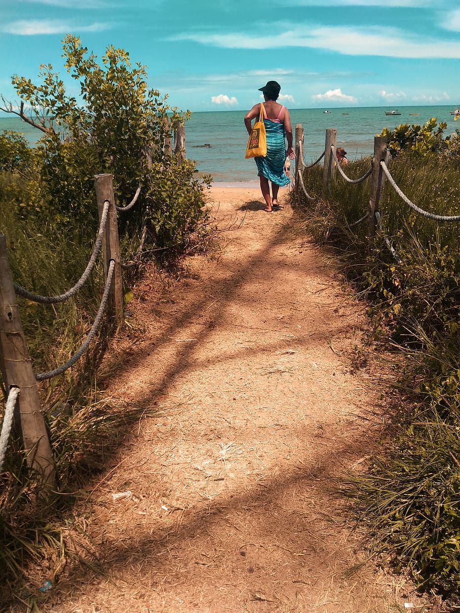 Woman Wearing Blue Scarf Walking on Pathway, bag, beach, clouds HD wallpaper
