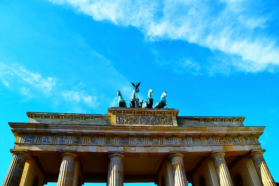 germany, berlin, pariser platz, architecture, sculpture, sky HD wallpaper
