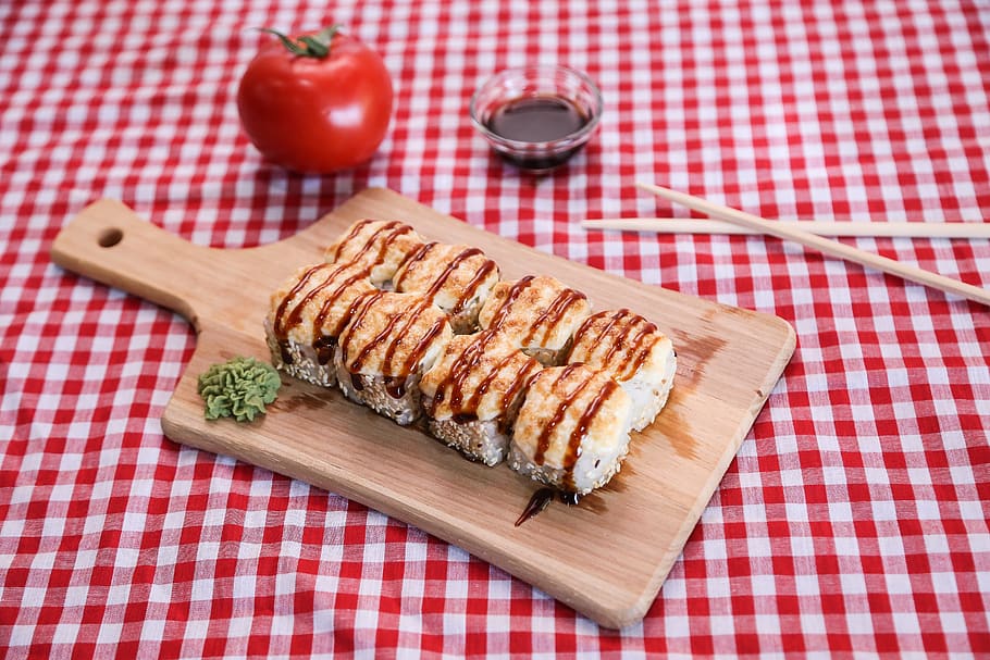 rolls, sushi, bamboo, food, food and drink, high angle view HD wallpaper