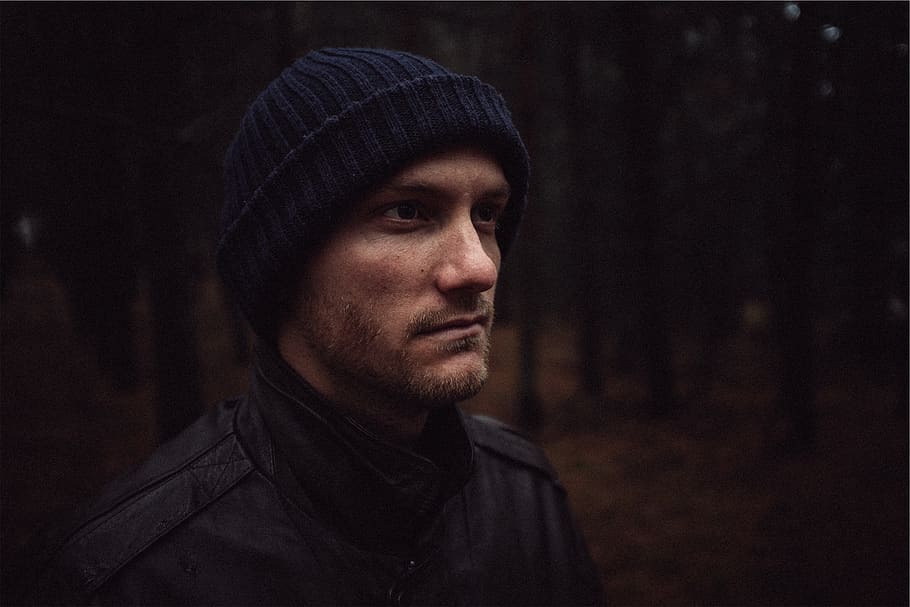 guy, man, face, hat, toque, beanie, jacket, people, model, fashion HD wallpaper