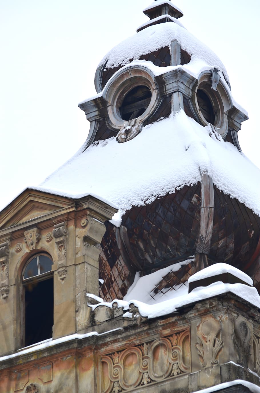 architecture, snow, low angle view, building exterior, day HD wallpaper