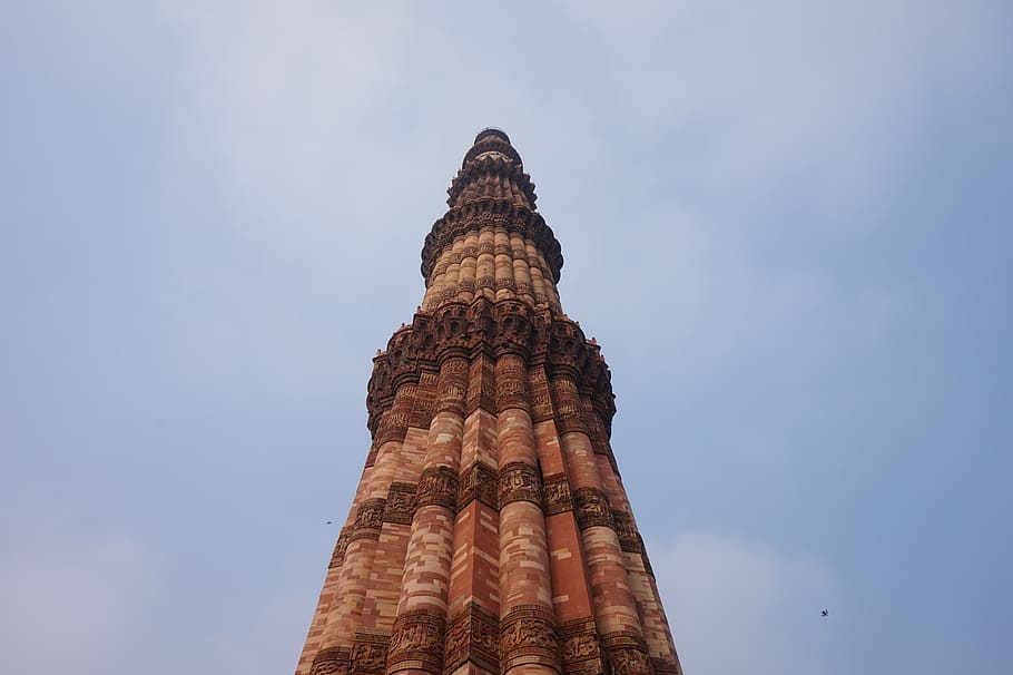 building, india, kutub minar, delhi, low angle view, sky, architecture, HD wallpaper