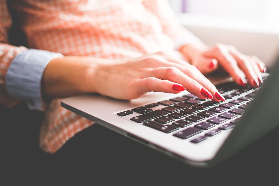 Woman Using Laptop Computer, close-up, electronics, hands, keyboard HD wallpaper