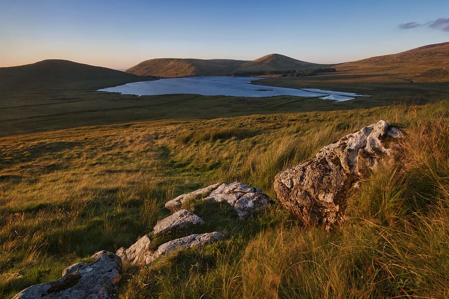 Body of Water Under Blue Sky, boulders, dawn, daylight, environment HD wallpaper