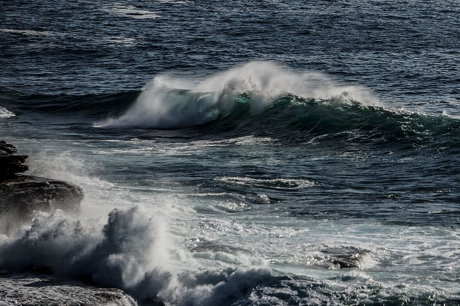 waves, coast, splash, power, minimalism, nature, turbine, ocean HD wallpaper