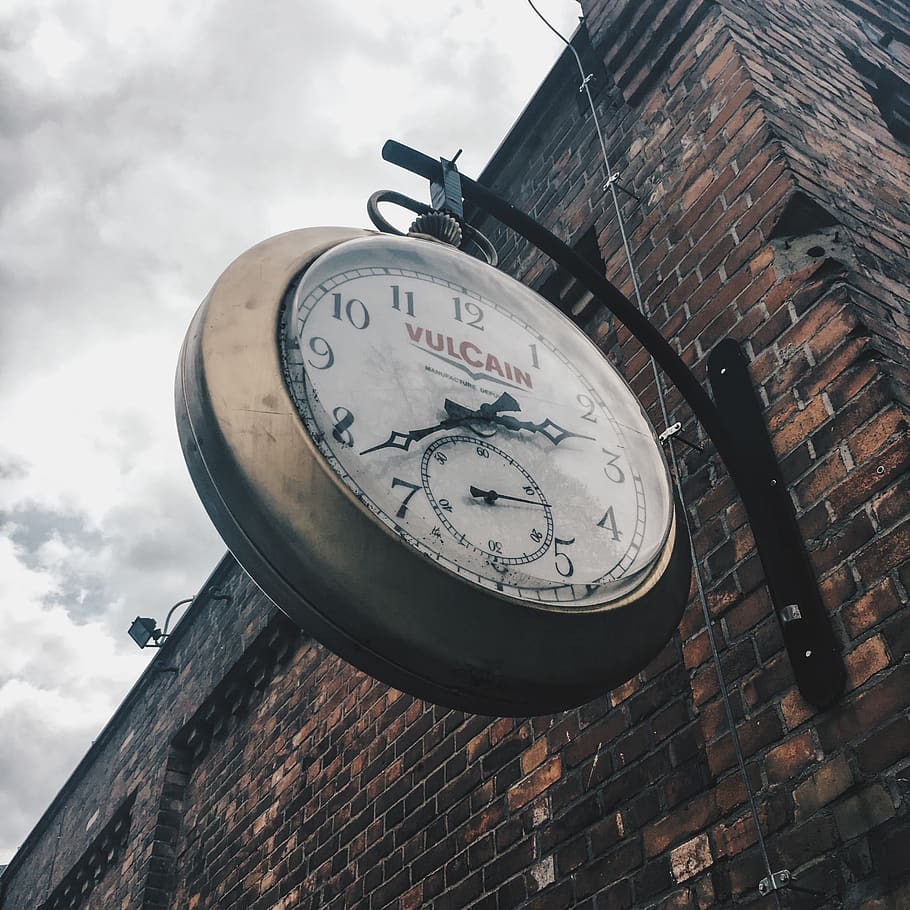 poland, warsaw, watch, bricks, time, technology, red brick HD wallpaper