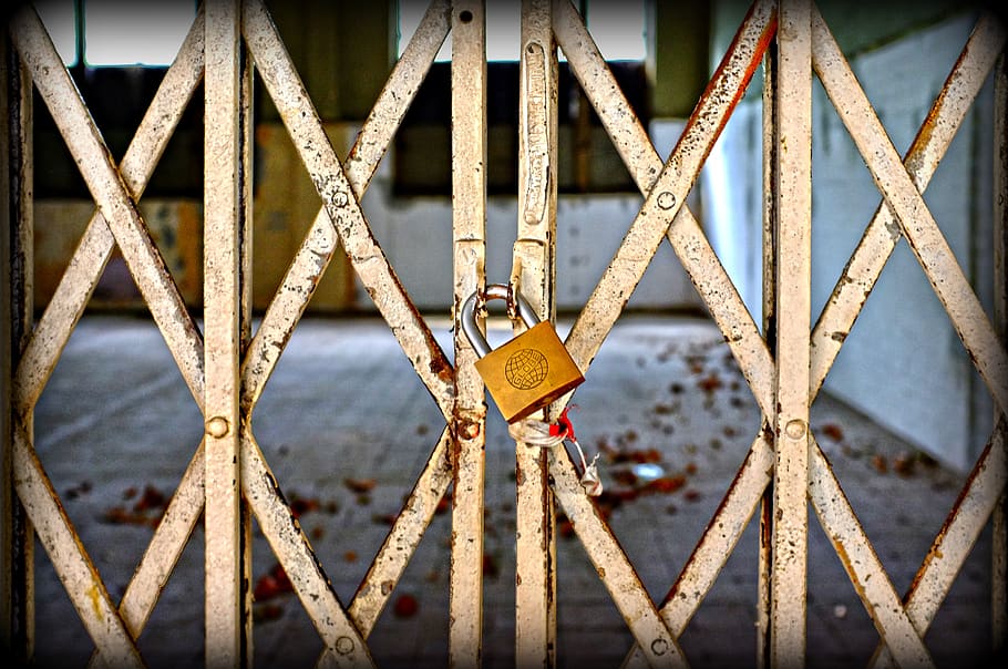abandoned, abandonedplace, memorial, memory, unwanted, desertedarea HD wallpaper