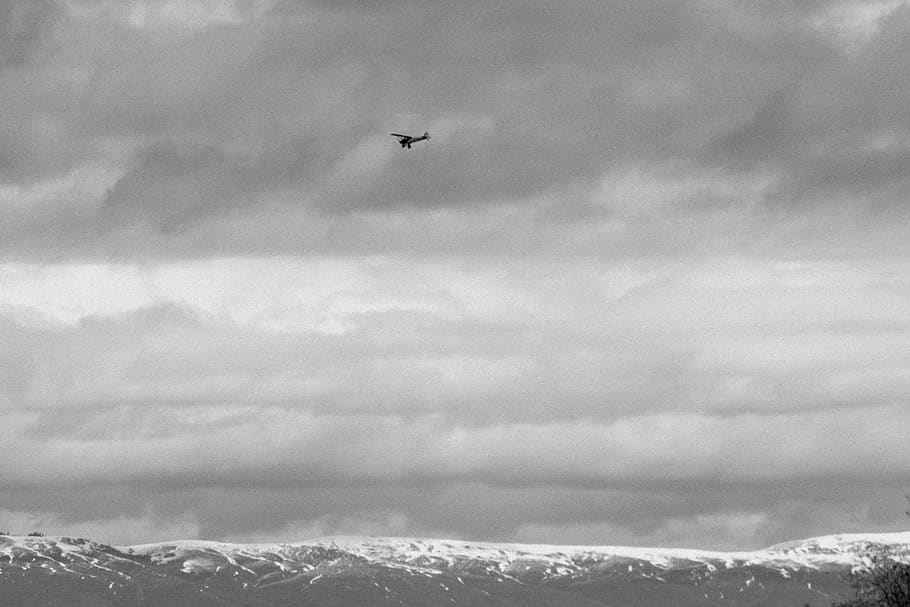 plane, sky, cloud, clouds, black and white, bandw, desert, empty HD wallpaper