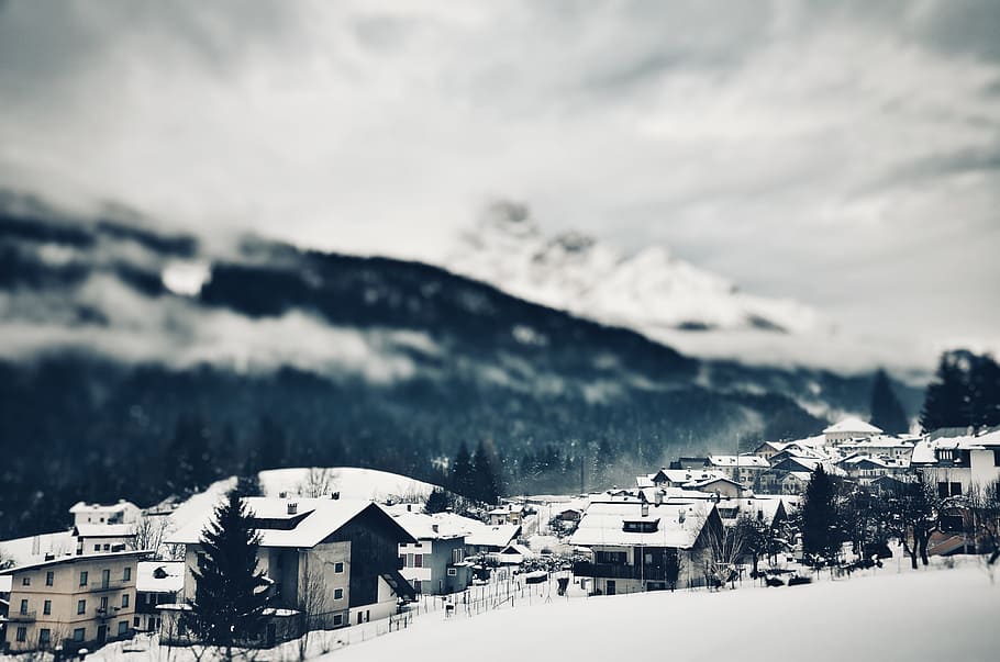 Houses Under the Cloudy Sky, adventure, architecture, cold, daylight HD wallpaper