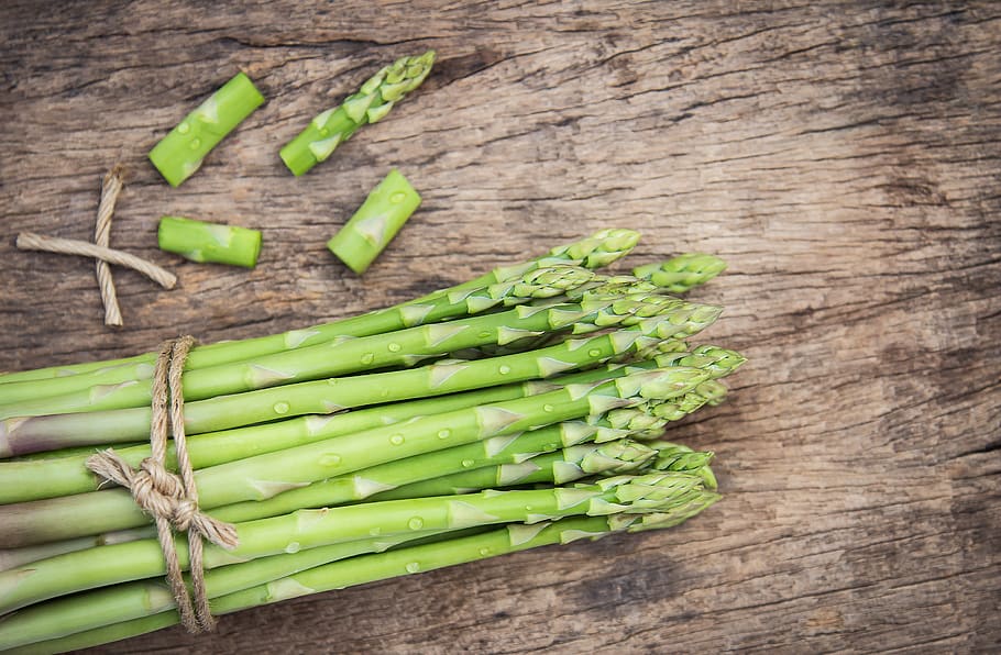 Flat Lay Photography of Asparagus, close-up, color, delicious