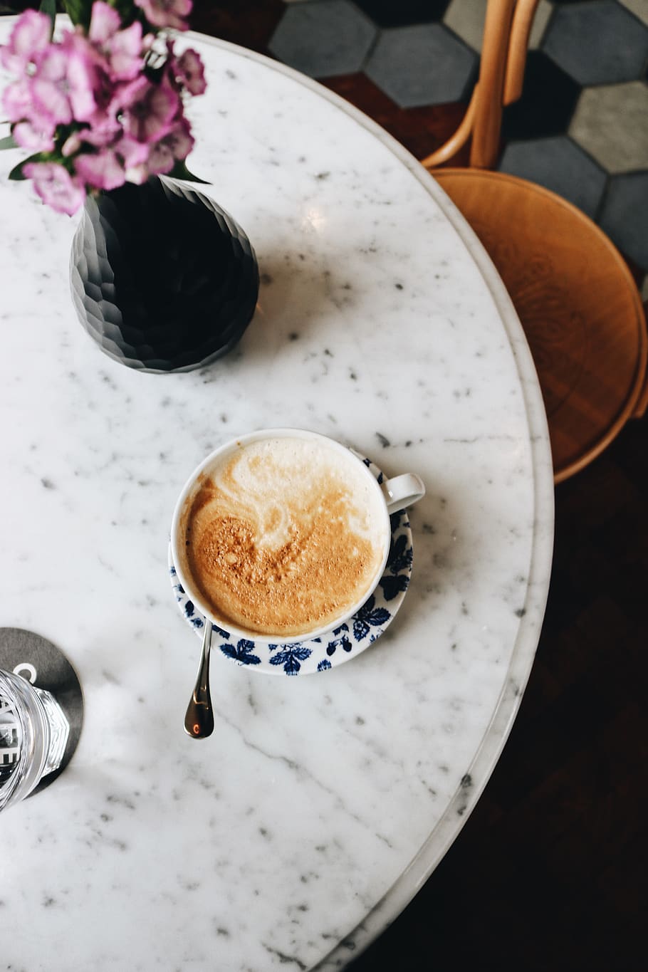 latte, coffee cup, drink, beverage, pottery, meal, food, table HD wallpaper