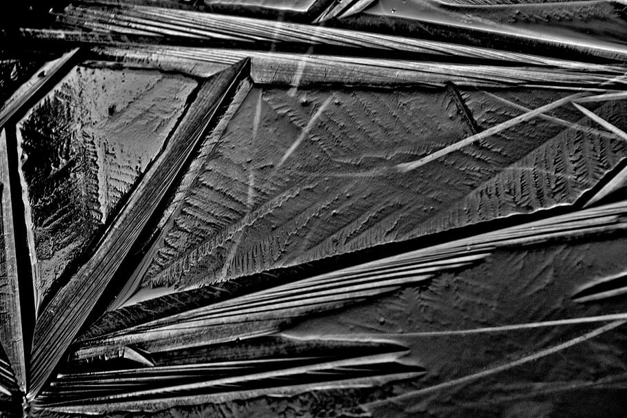 black and gray bed sheet, wood, slate, brick, plywood, triangle HD wallpaper