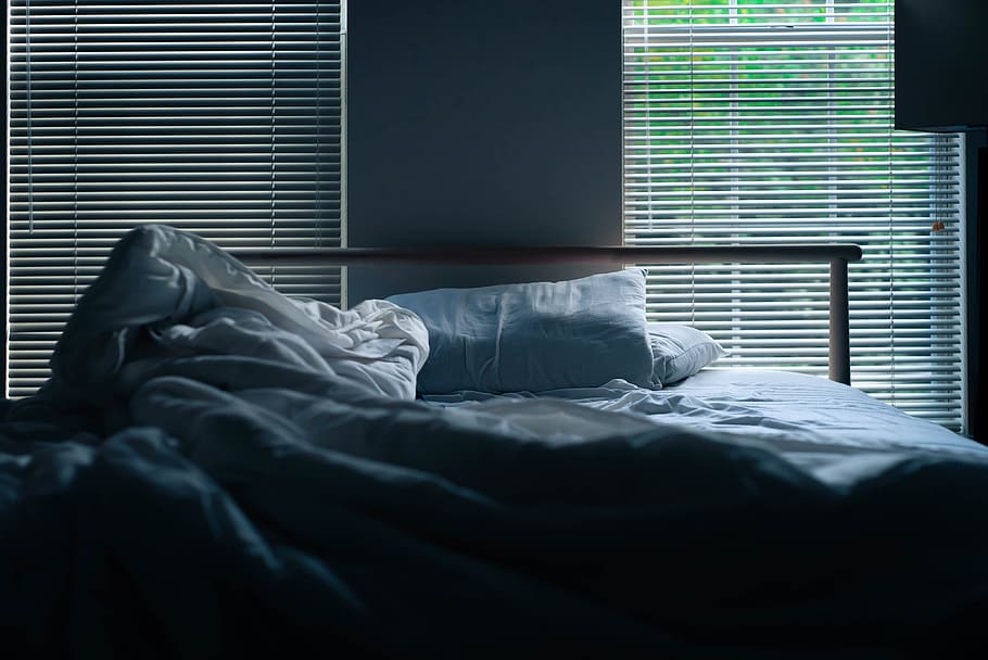 gray bedding beside window blinds, sheet, home, bed room, clod colours, HD wallpaper