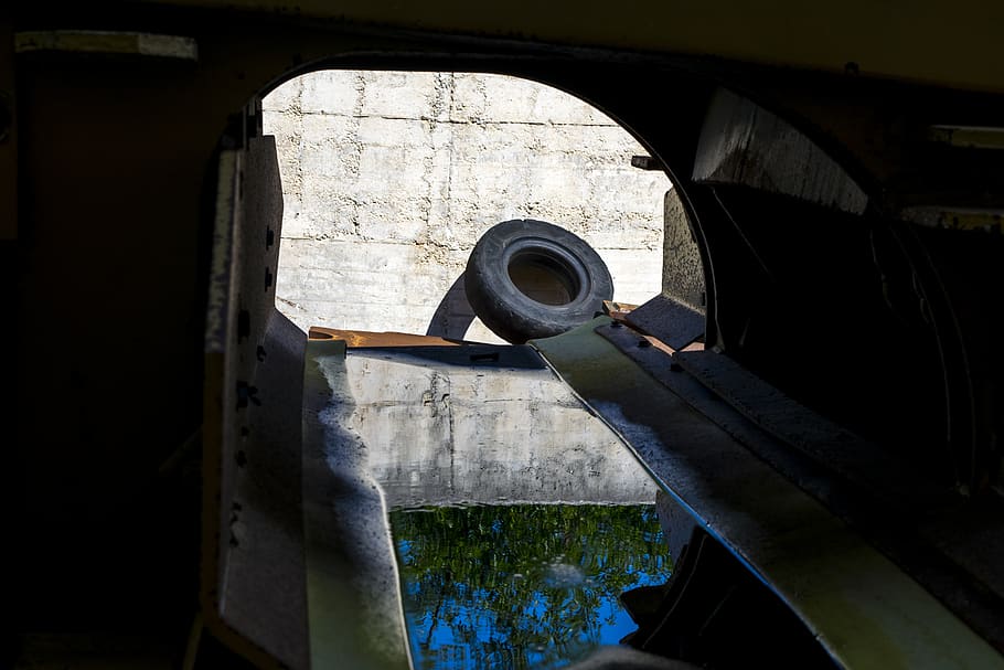 wheel, machine, window, death, water, handrail, banister, porthole HD wallpaper