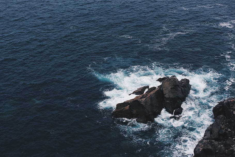 sea, rock, blue, sky, water, solid, motion, rock - object, rock formation HD wallpaper