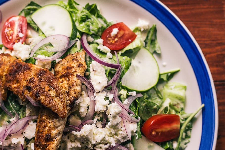 Close-up of plated salad with chicken on the table, dish, green HD wallpaper