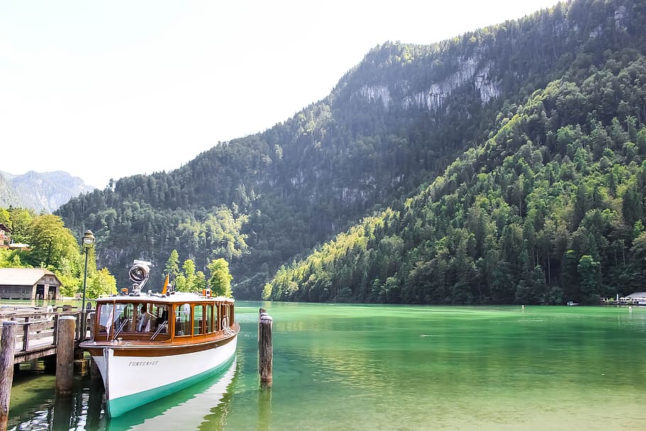 Parked Passenger Boat on Body of Water, beautiful, daylight, environment HD wallpaper