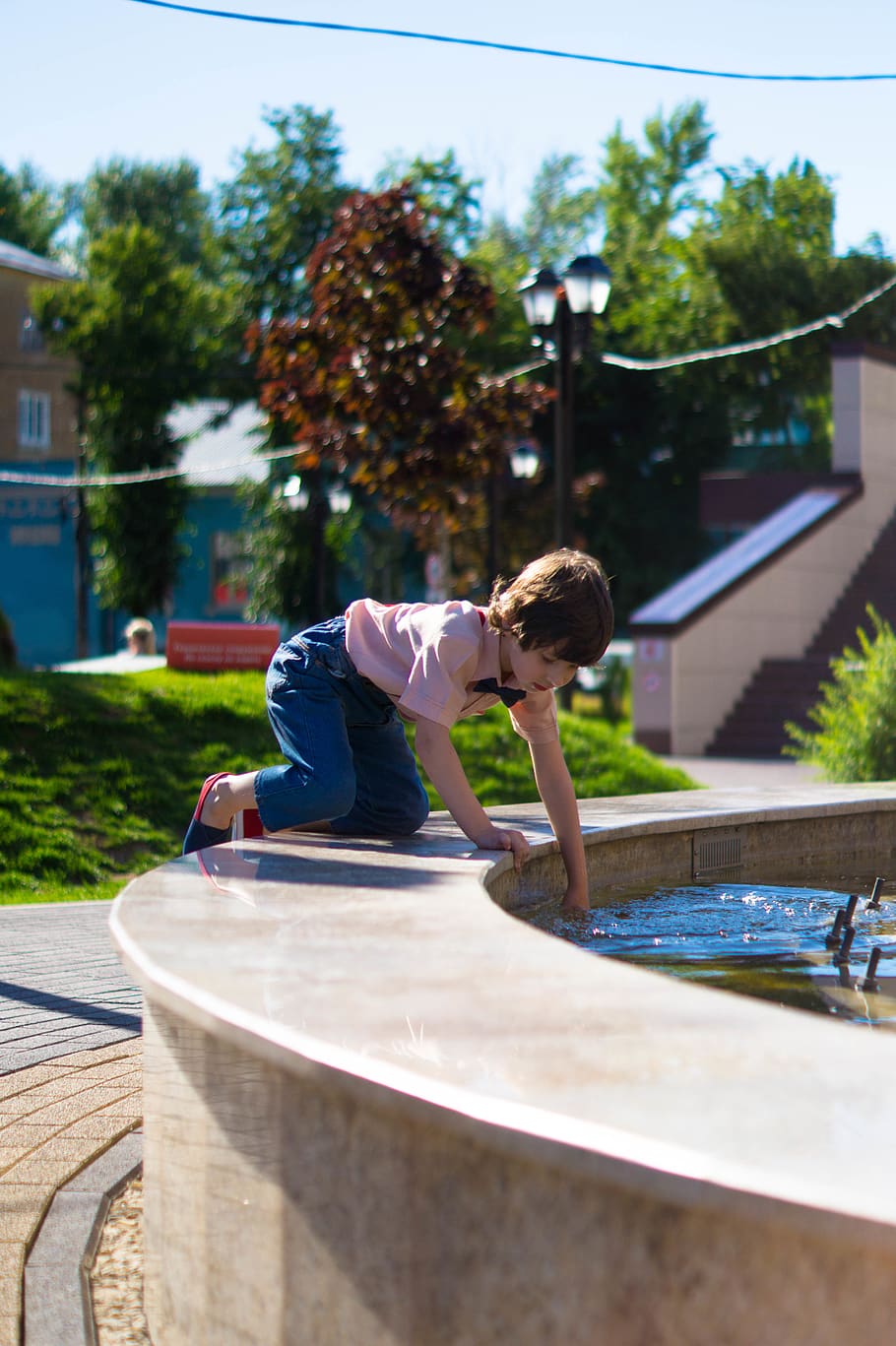 Boy Playing On Outdoor Water Fountain, child, daylight, fun, person HD wallpaper