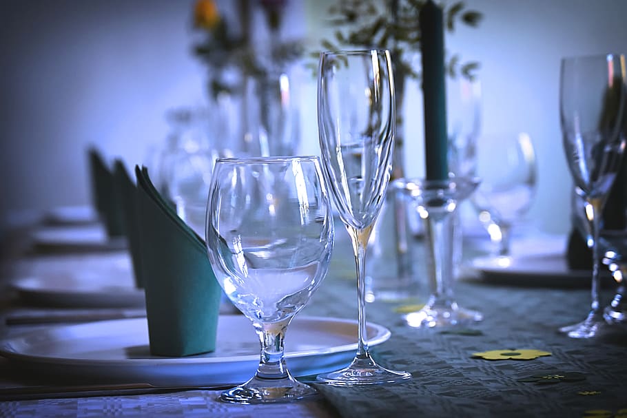 gedeckter table, tableware, glasses, plate, napkins, festive HD wallpaper