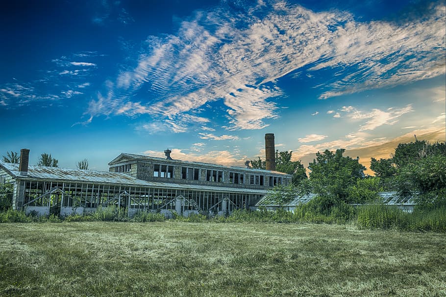 Brown Factory Under Blue Sky, abandoned, architecture, beautiful HD wallpaper