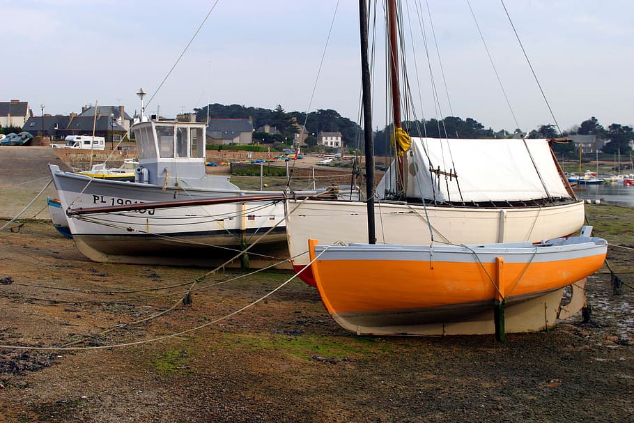 low tide, brittany, boat, nautical vessel, mode of transportation HD wallpaper