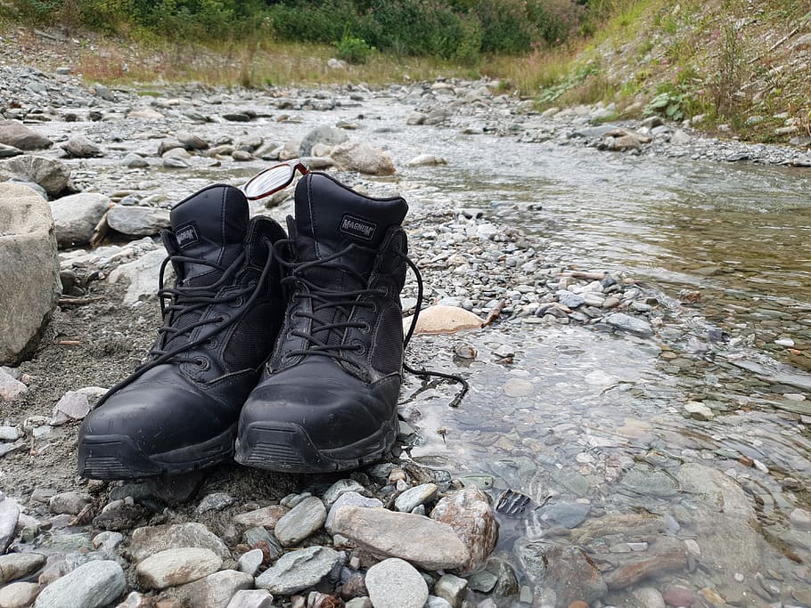 shoe, river, mountains, stone, austria, outdoor, stones, gushing HD wallpaper