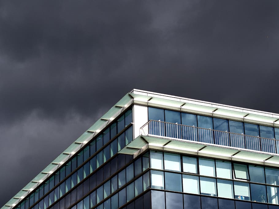 building, windows, architecture, balcony, sky, storm, clouds HD wallpaper