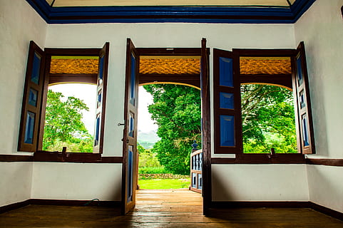 Brown Wooden Framed Windowpanes, apartment, architecture, backyard HD wallpaper