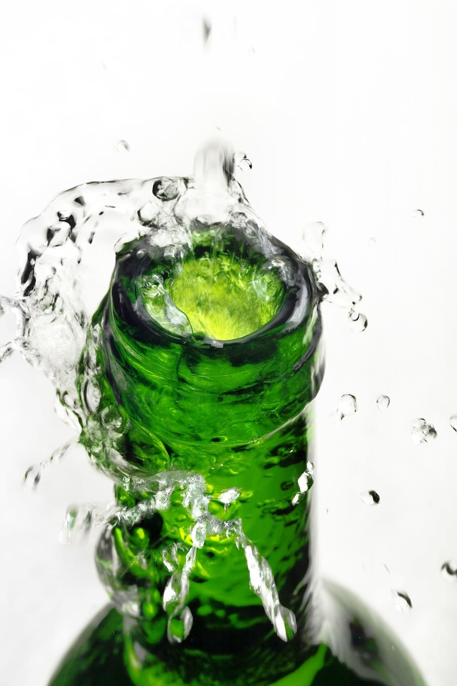 bottle, splash, green, water, soda, glass, closeup, isolated
