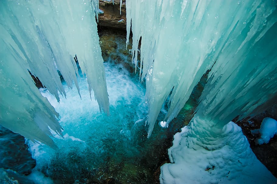 icicles over water, cold temperature, winter, snow, frozen, no people HD wallpaper