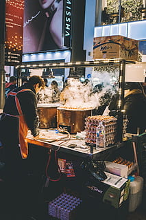 man looking at table, human, person, myeong-dong, 83-5 myeong-dong HD wallpaper