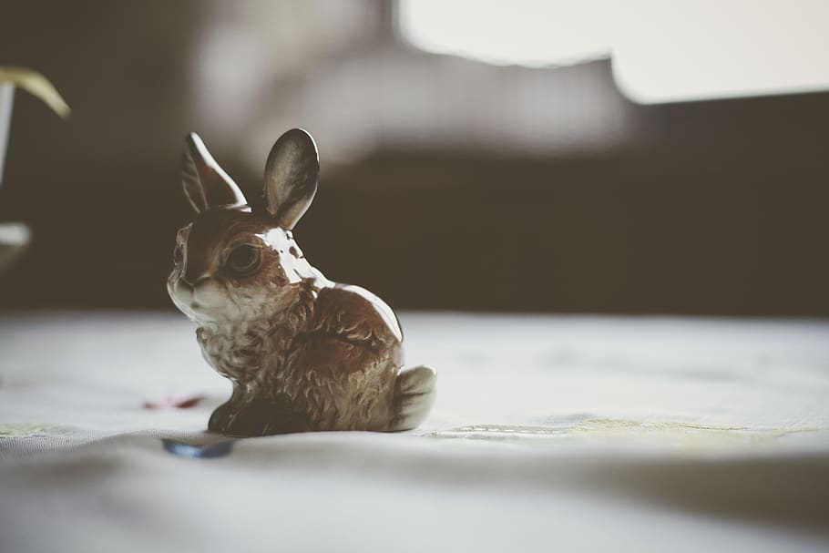 selective focus photo of rabbit figurine, confectionery, sweets, HD wallpaper