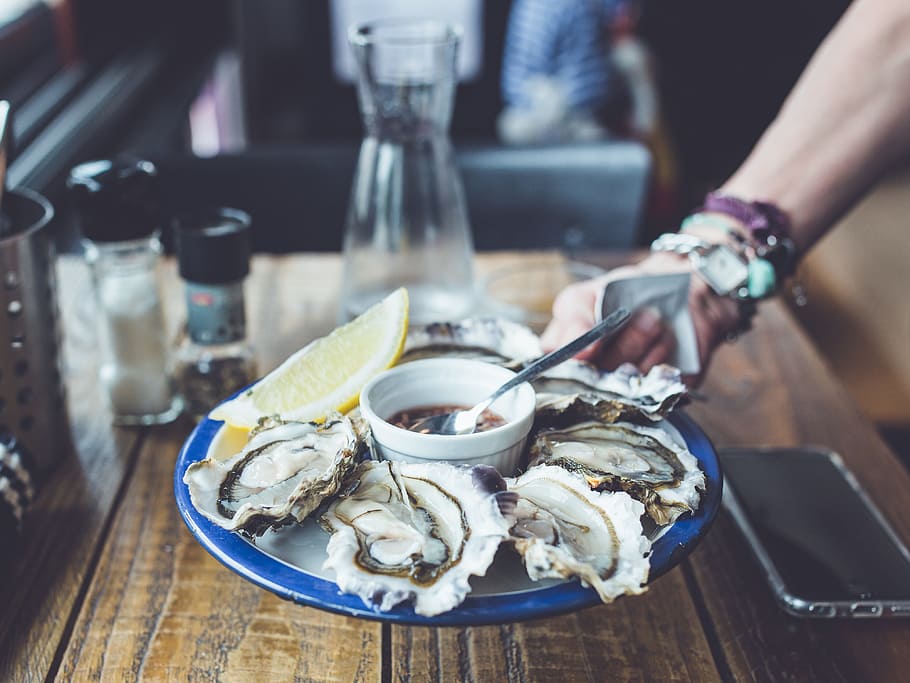 Fresh oysters with lemon, citrus, dinner, dish, lunch, meal, plate HD wallpaper