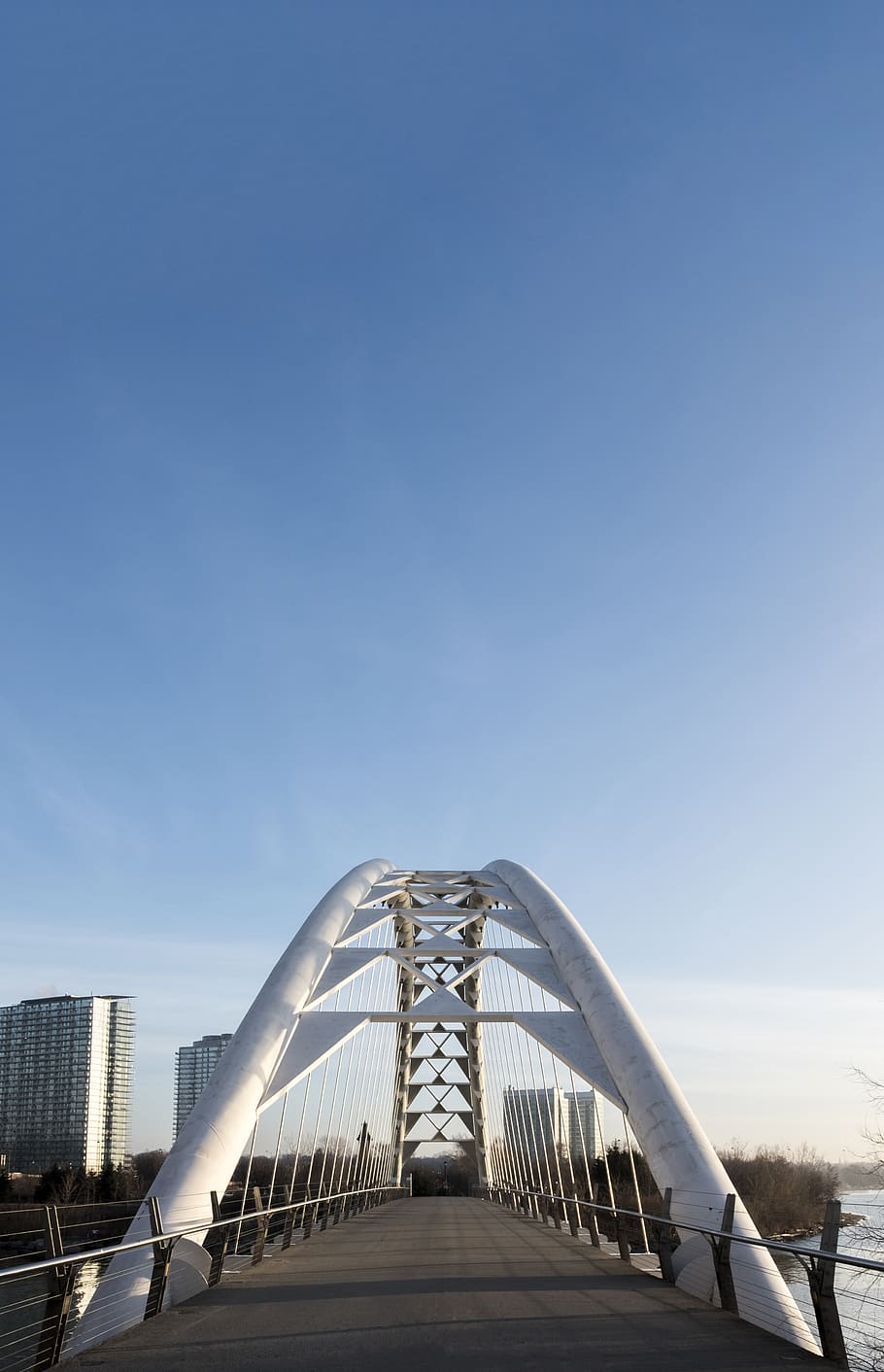 White Bridge Under Blue Sky, arch, arch bridge, downtown, engineering