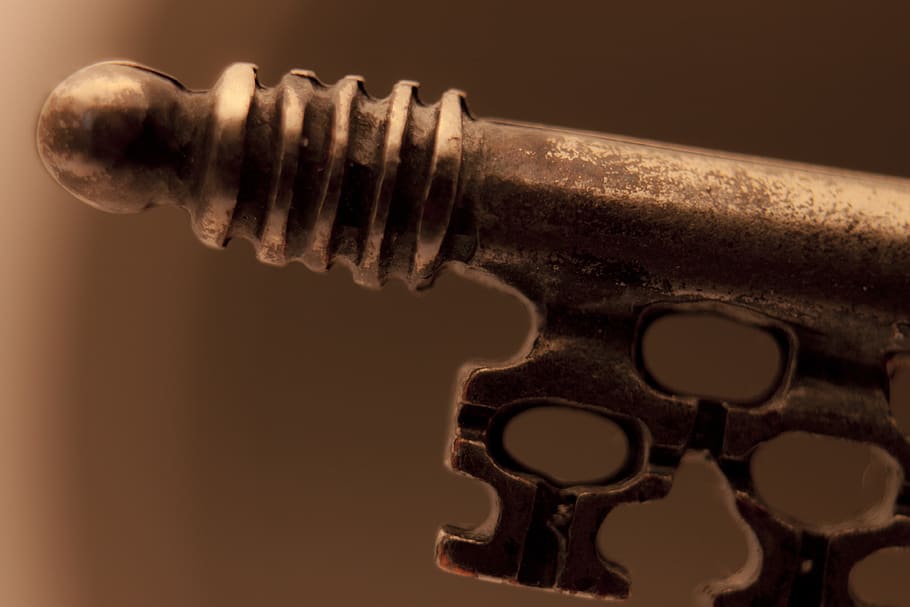key, old, vintage, keys, metal, rusty, security, closed, studio shot HD wallpaper