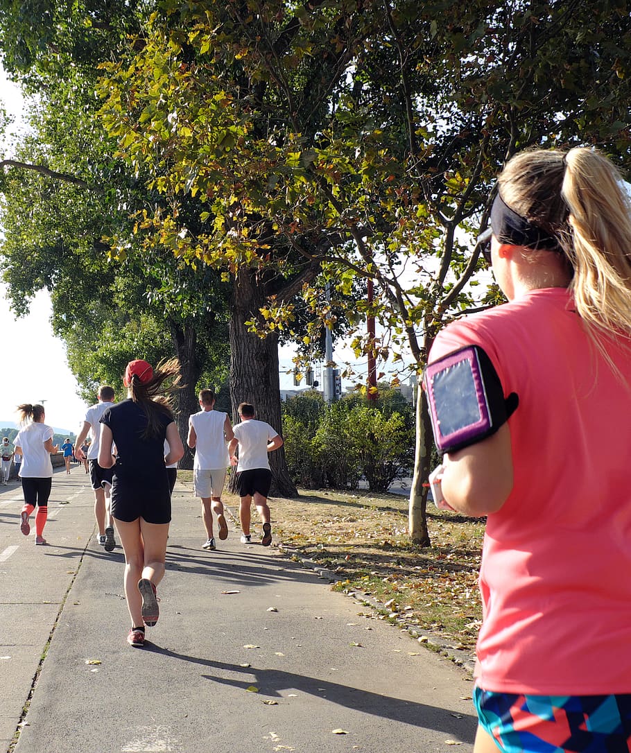 People running a marathon., runners, sport, healthy life, young people HD wallpaper