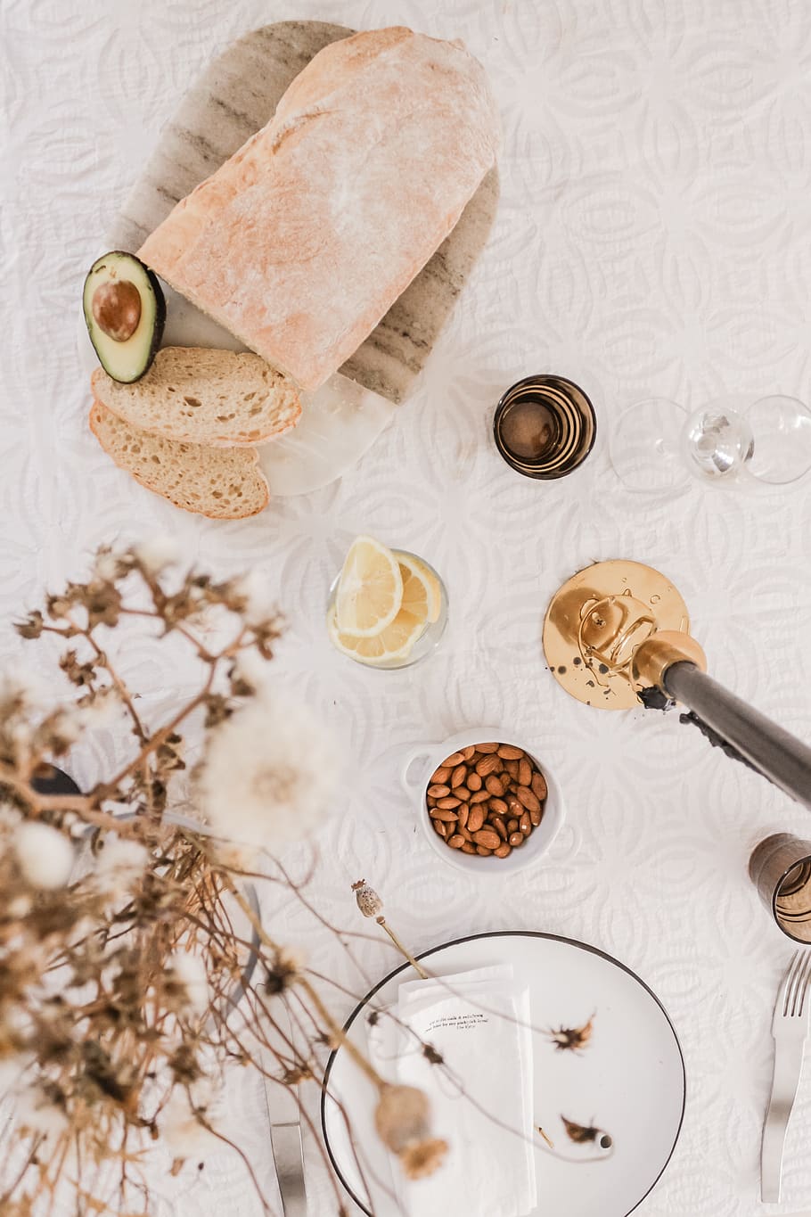plate on table, indoors, food and drink, still life, high angle view HD wallpaper