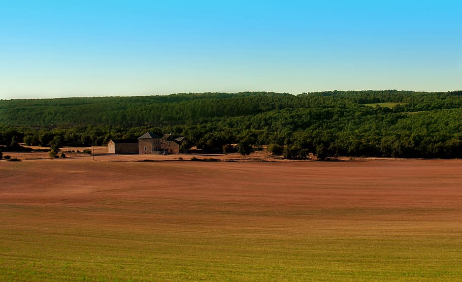 Farm - Rural Landscape - Southern France - Languedoc, agriculture, HD wallpaper
