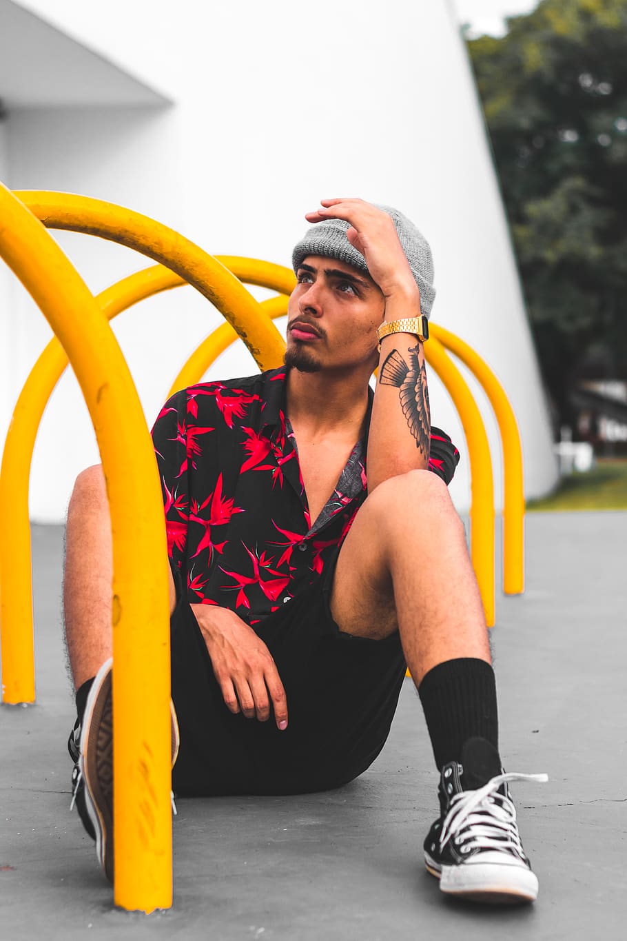 Man Sitting On Floor , beanie, casual, fashion, guy, handrail HD wallpaper