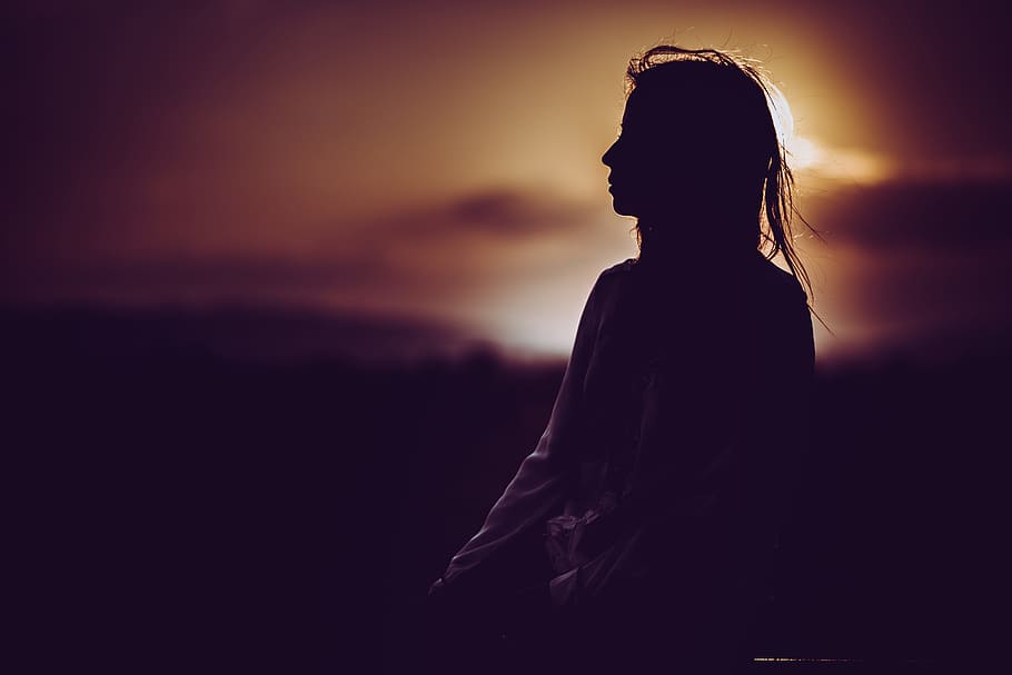 Silhouette of Person, backlit, clouds, dark, dusk, evening, girl HD wallpaper