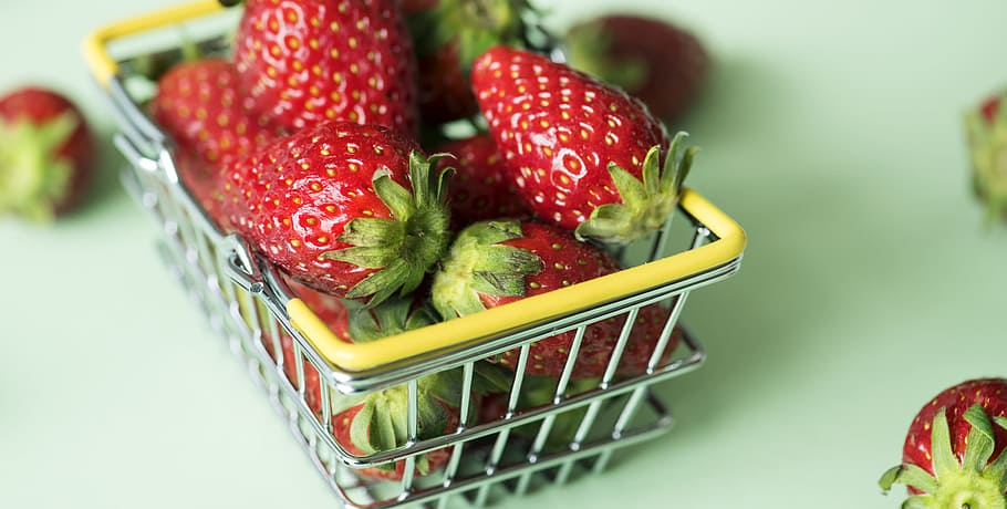 basket, berry, breakfast, bright, bunch, cart, close up, close-up HD wallpaper