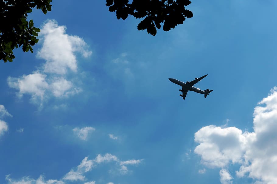 approach, departure, flying, traffic, wing, clouds, blue, jet engine HD wallpaper