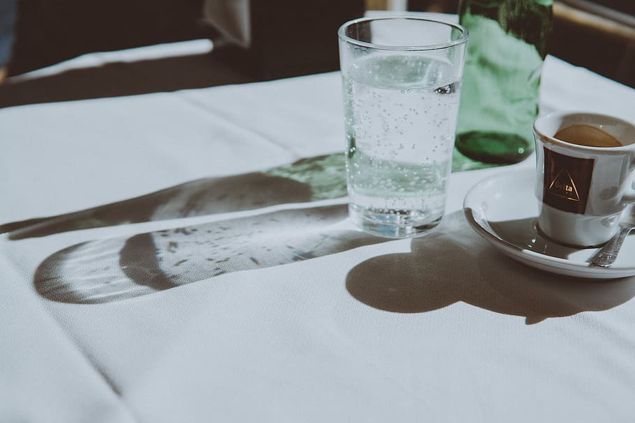 clear drinking glass, table, food and drink, household equipment HD wallpaper