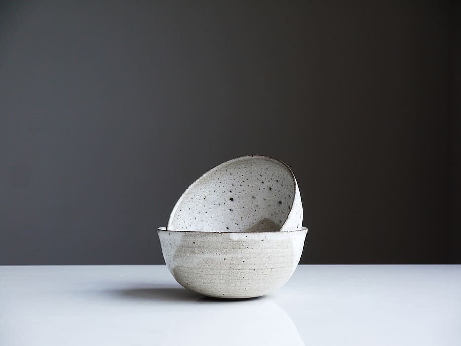 two white ceramic bowls, highgate, london, united kingdom, kitchen HD wallpaper