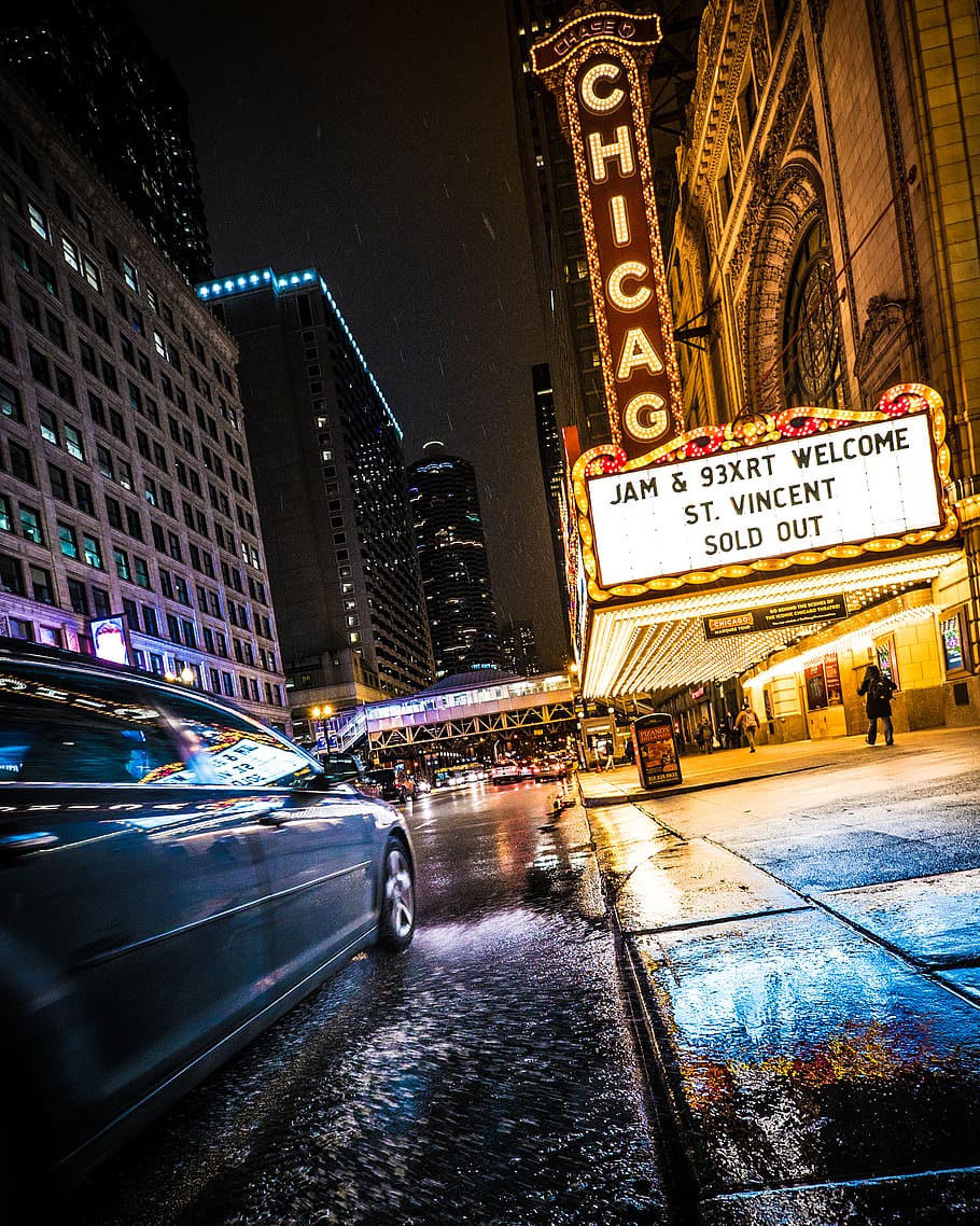 People Walking in Chicago Building during Nighttime, action, architecture HD wallpaper