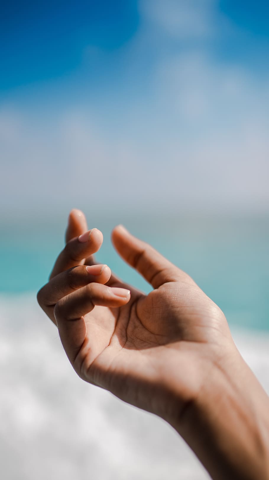 person right hand, human hand, human body part, sky, sea, one person HD wallpaper