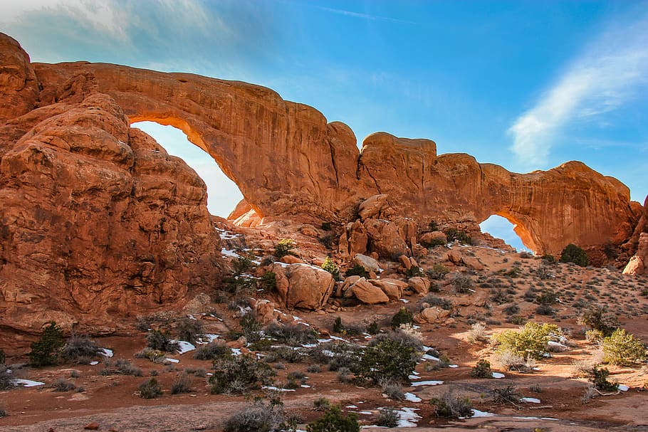 brown rock formations, nature, outdoors, mesa, ground, building HD wallpaper