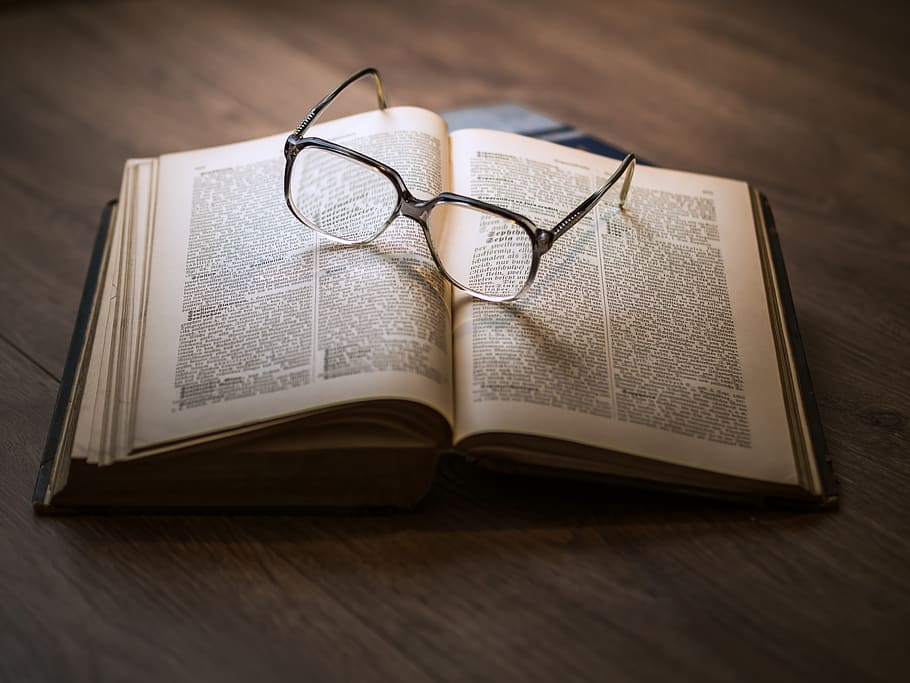 Eyeglasses on Open Book, antique, encyclopedia, knowledge, lexicon HD wallpaper